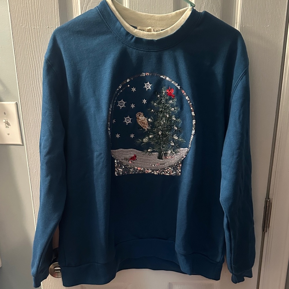 Margaux & Lexi Blue Sweatshirt with Christmas Design